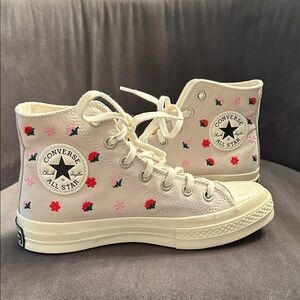 Converse White High-Tops Colorful Floral Embroidery Chuck 70 New without tags